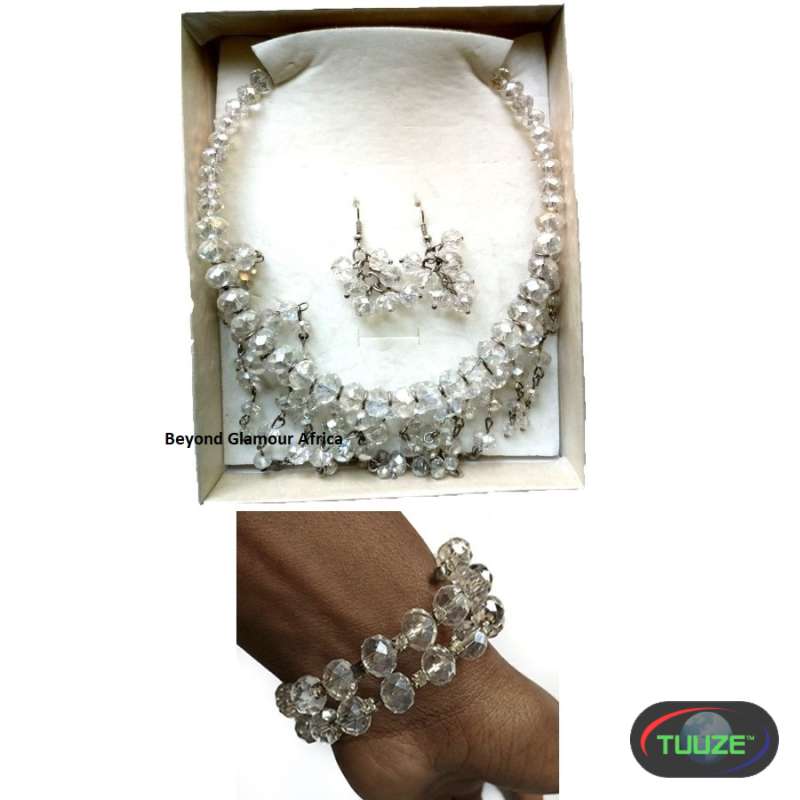 Womens White crystal fashion jewelry set