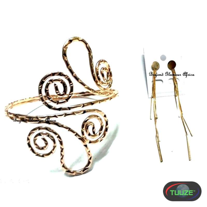 Womens Golden Spiral Armlet with earrings