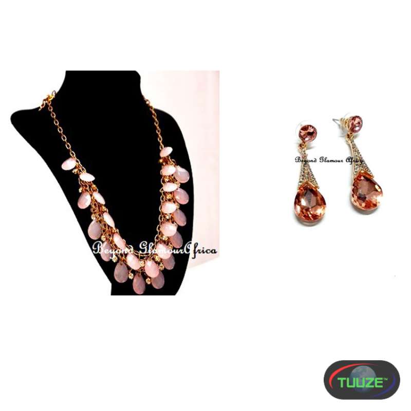 Womens Pink crytsal necklace with earrings set