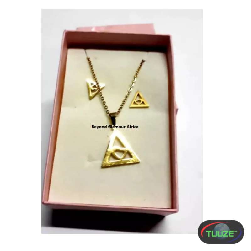 Womens Triangular pendant and earrings set